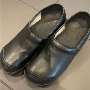 Like New Sanita Slip Resistant Shoes
